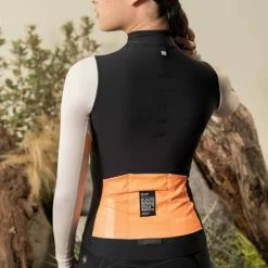 Maillot Manche Longue Gobik Pacer Blend Blazing Bone Femme 2023 -Vélos Urbains Soldes Magasin blazing2 700x700 1