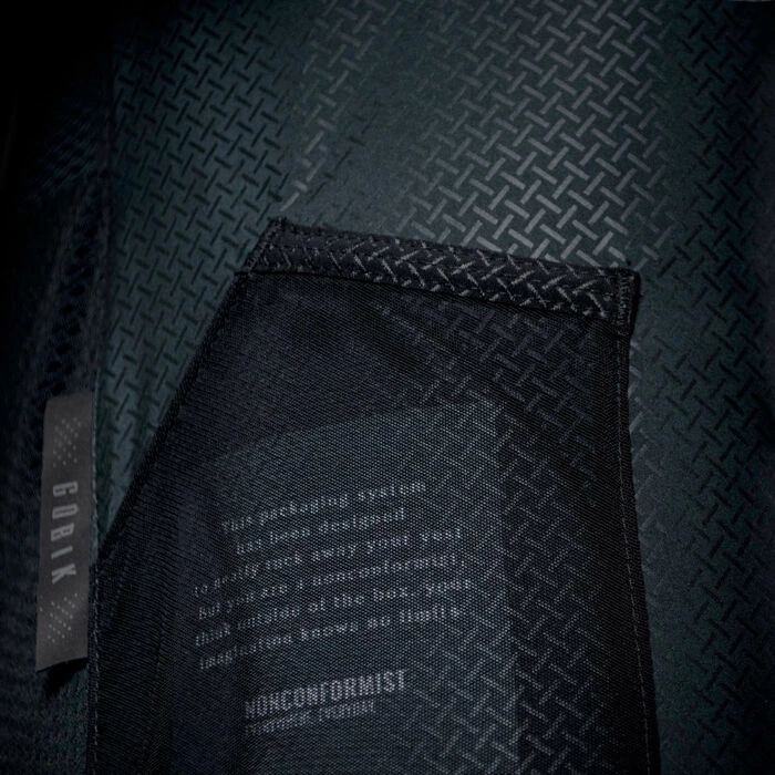 Gilet Gobik Plus 2.0 Black Lead Homme 10 Gilet Gobik Plus 2.0 Black Lead Homme – Image 8