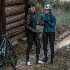 Veste De Pluie Gobik Pluvia True Black Unisex 2023 69 Veste De Pluie Gobik Pluvia True Black Unisex 2023 -Vélos Urbains Soldes Magasin chaqueta ligera impermeable pluvia true black cold season 22 gobik 7 700x 700x700 7