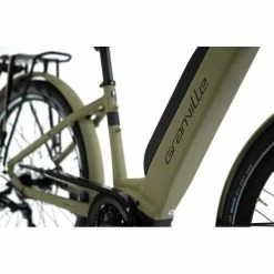 Vélo Électrique Granville E-Absolute 34 400Wh Olive Matt 2023 -Vélos Urbains Soldes Magasin e absolute 34 14 700x700 2