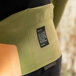 Maillot Manche Longue Gobik Cobble Blend Leaf Homme 2023 -Vélos Urbains Soldes Magasin maillot cobble blend hombre leaf cold 2023 gobik 4 700x700 1
