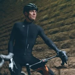 Maillot Gobik Manche Longue Pacer Solid Jet Black Homme 2023 -Vélos Urbains Soldes Magasin maillot pacer unisex solid jet black cold season 22 gobik 4 1500x1500 700x700 8