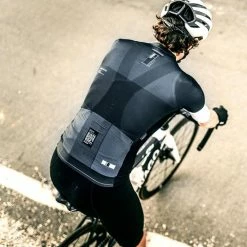 Maillot Manche Courte Gobik Attitude 2.0 Citizen Unisex -Vélos Urbains Soldes Magasin maillot unisex attitude citizen gobik warm series22 4 700x700 4