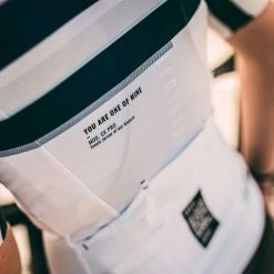 Maillot Manches Courtes Gobik Cx Pro Berry Streak Unisex -Vélos Urbains Soldes Magasin maillot unisex cxpro berry streak gobik warm series22 4 700x700 3